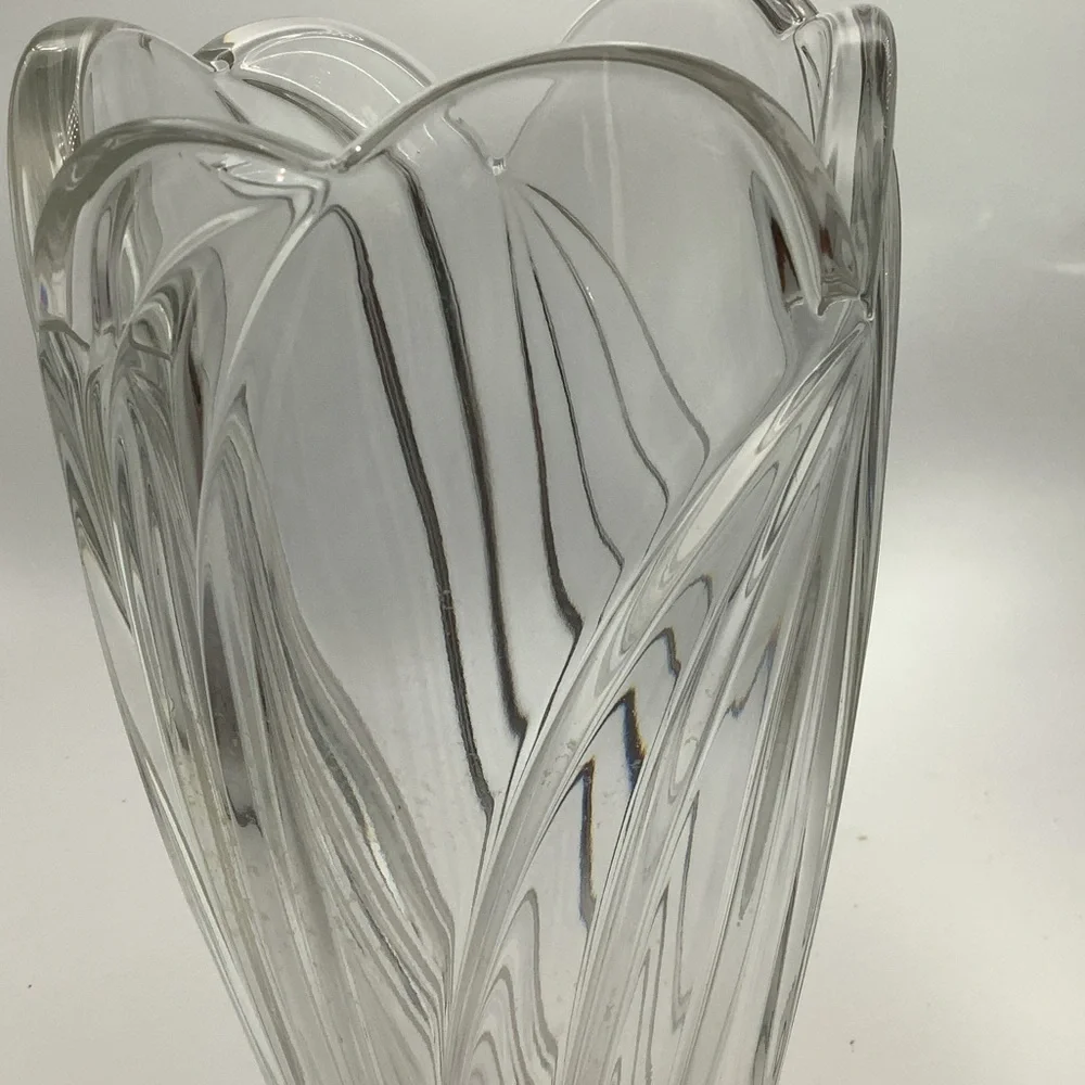 Large 10” Fluted Crystal Vase